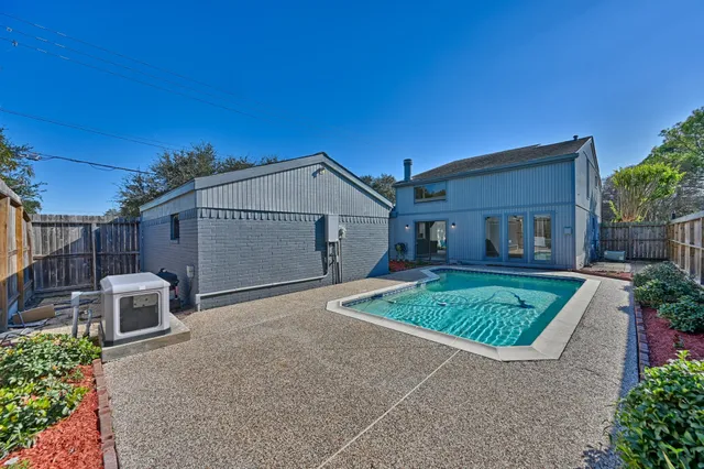 $272,500 | 11502 Bellerive Drive, Houston, TX 77072