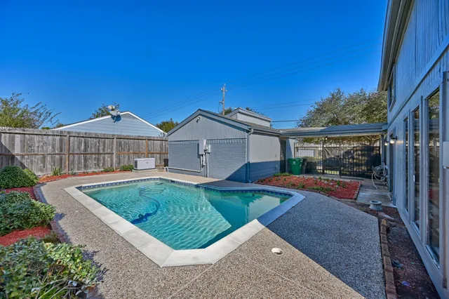 $272,500 | 11502 Bellerive Drive, Houston, TX 77072