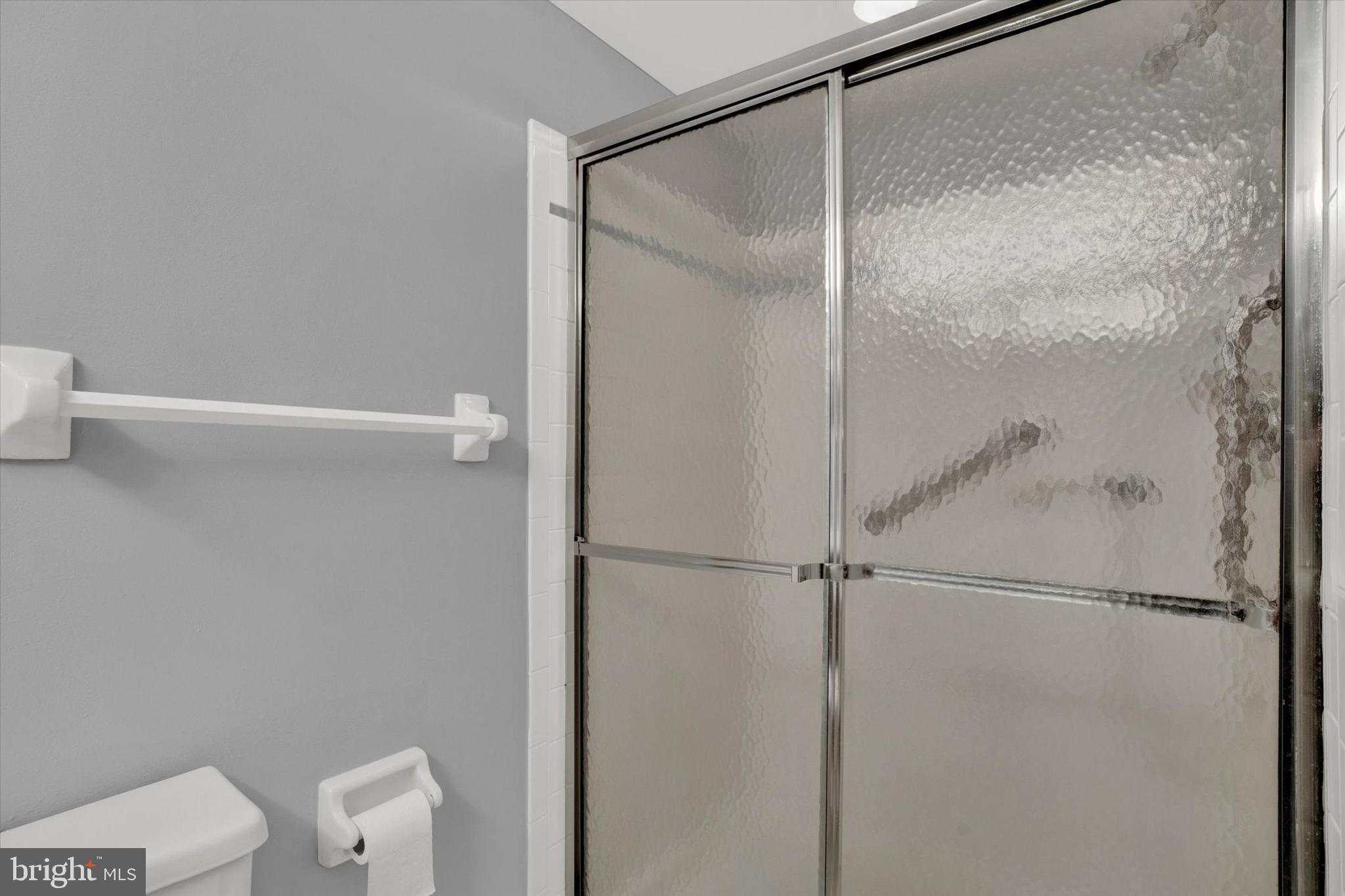2015 Welsh Road, Unit A3 Philadelphia, PA 19115 - Photo 14 of 18 Hall Bath