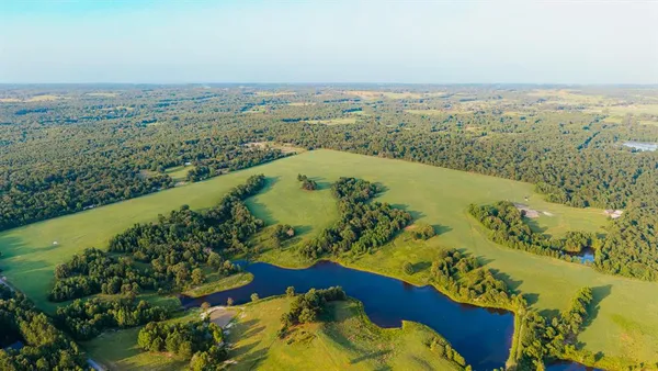 $1,300,000 | 1040 County Road 3590, Winnsboro, TX 75494