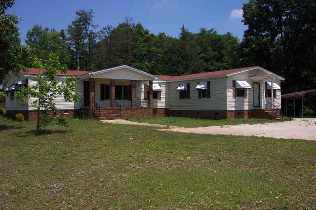 223 Garrett Road Donalds, SC 29638 - Photo 1 of 1 Main View