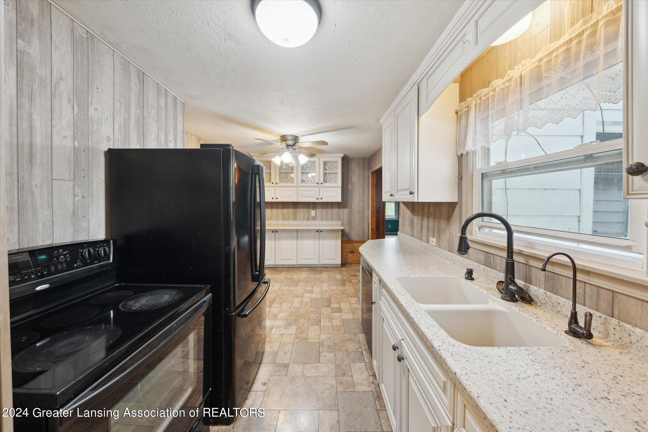 12399 Ruppert Road Perry, MI 48872 - Photo 15 of 41 15-12399-Ruppert-Rd-Perry-MI-48872-Windo
