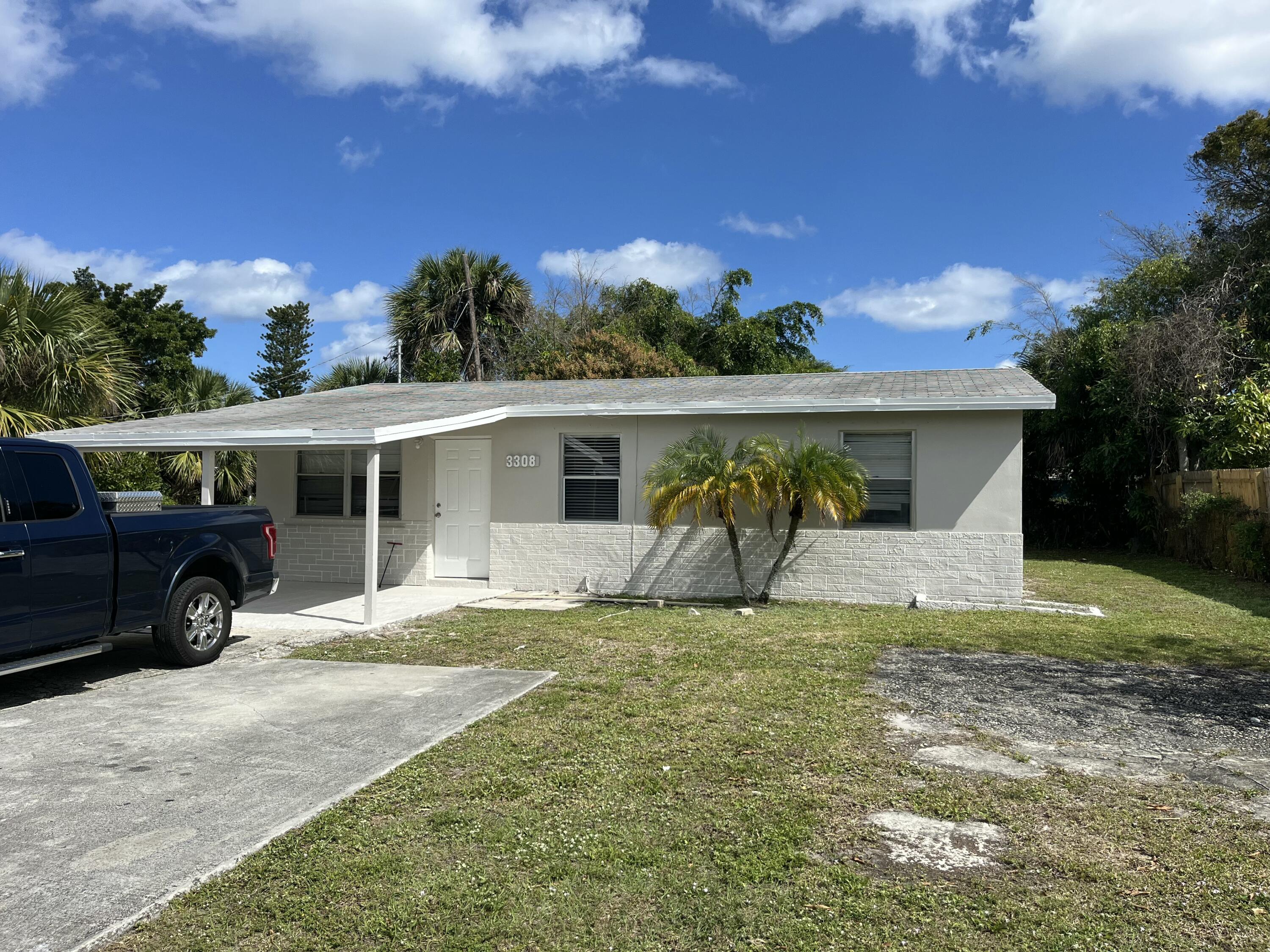 3308 S Avenue Riviera Beach, FL 33404 - Photo 1 of 16 IMG_20250227_165444