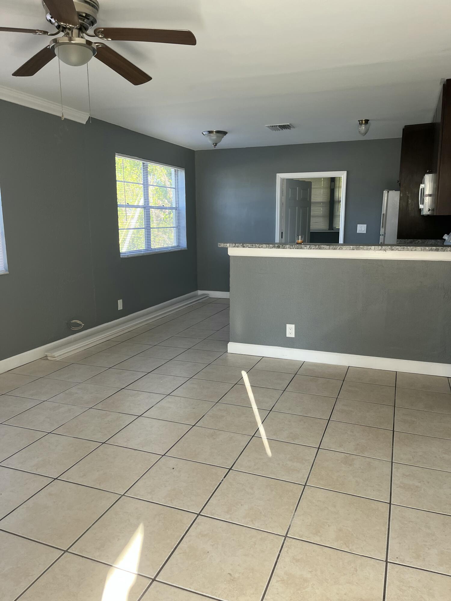 3308 S Avenue Riviera Beach, FL 33404 - Photo 8 of 16 IMG_20250301_214705