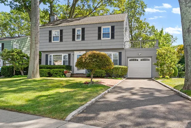 $830,000 | 208 Camp Avenue, Merrick, NY 11566