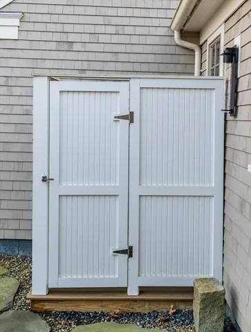 $2,195,000 | 75 Streeter Hill Road, Falmouth, MA 02556