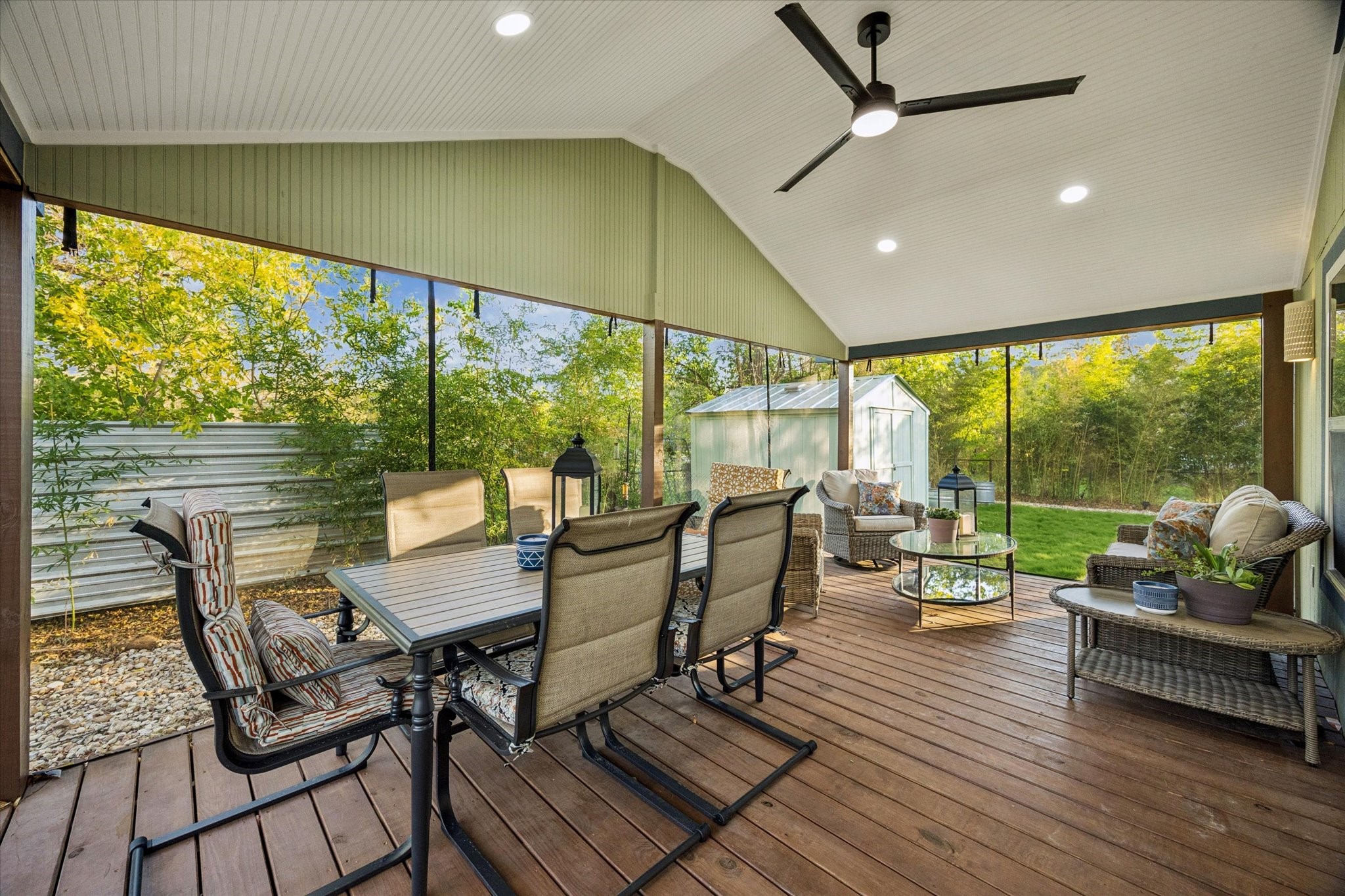 4901 Prock Lane Austin, TX 78721 - Photo 5 of 41 a living room with furniture and a large window