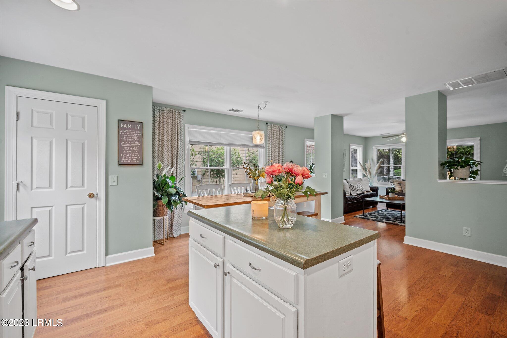 1309 Broad Street Beaufort, SC 29902 - Photo 9 of 23 Lots of prep space