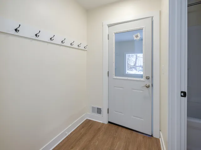 $139,000 | 1404 North Edwards Street, Kalamazoo, MI 49007