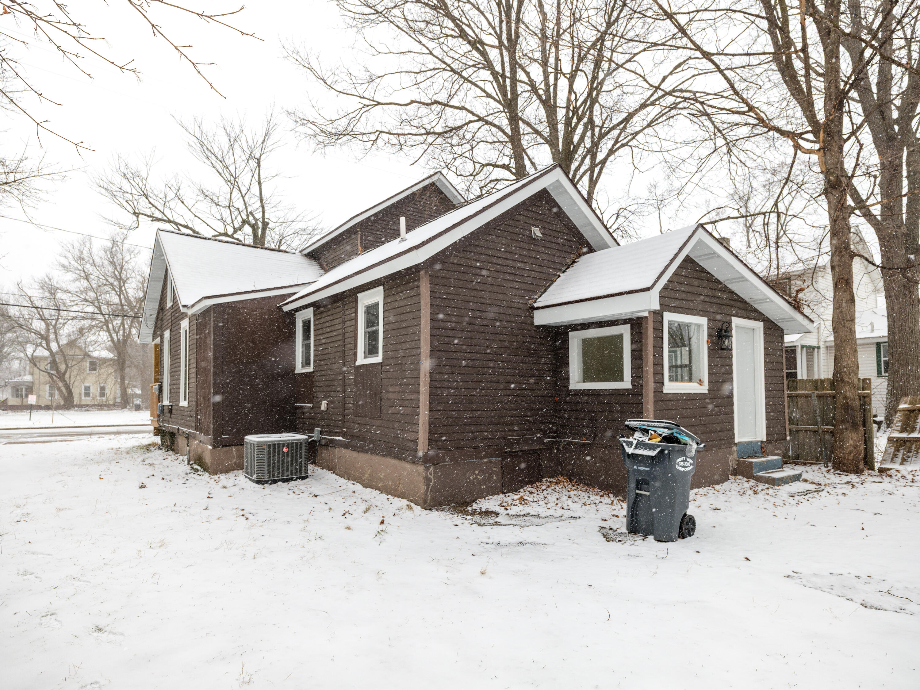 1404 North Edwards Street Kalamazoo, MI 49007 - Photo 22 of 23 1404 N Edwards-124