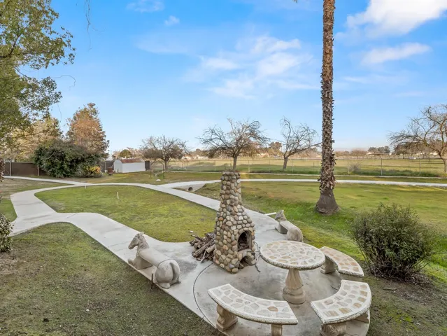 $1,525,000 | 6702 North Langley Avenue, Clovis, CA 93619
