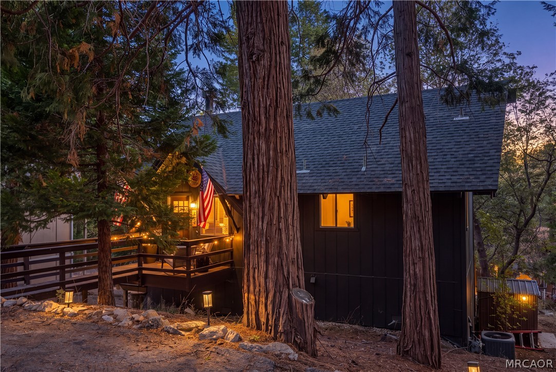 554 Pioneer Road Lake Arrowhead, CA 92352 - Photo 1 of 42 Gallery Image 1
