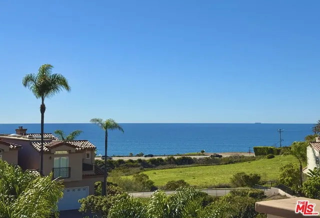 $1,899,900 | 6438 Lunita Road, Malibu, CA 90265