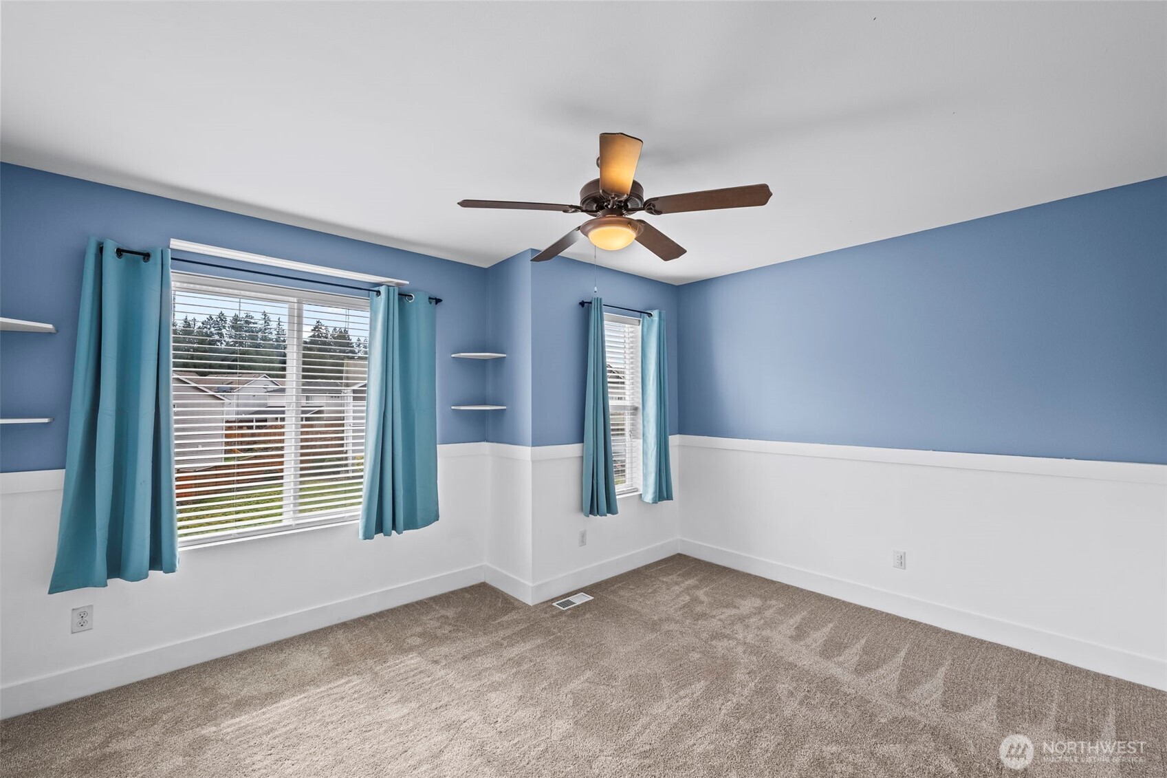 4398 Chanting Circle Southwest Port Orchard, WA 98367 - Photo 27 of 40