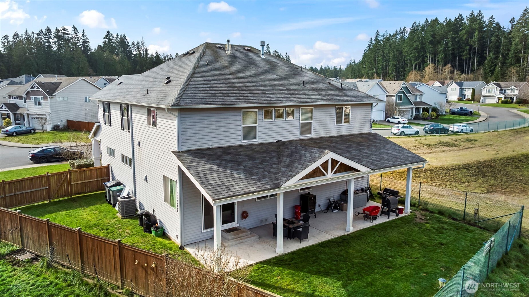 4398 Chanting Circle Southwest Port Orchard, WA 98367 - Photo 37 of 40