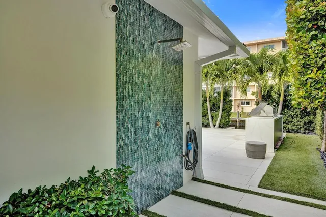 $3,975,000 | 775 Northeast 39th Street, Boca Raton, FL 33431