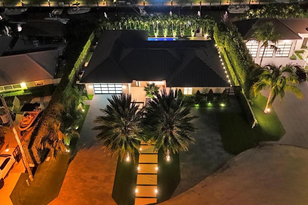 775 Northeast 39th Street Boca Raton, FL 33431 - Photo 87 of 88 a view of outdoor space and yard