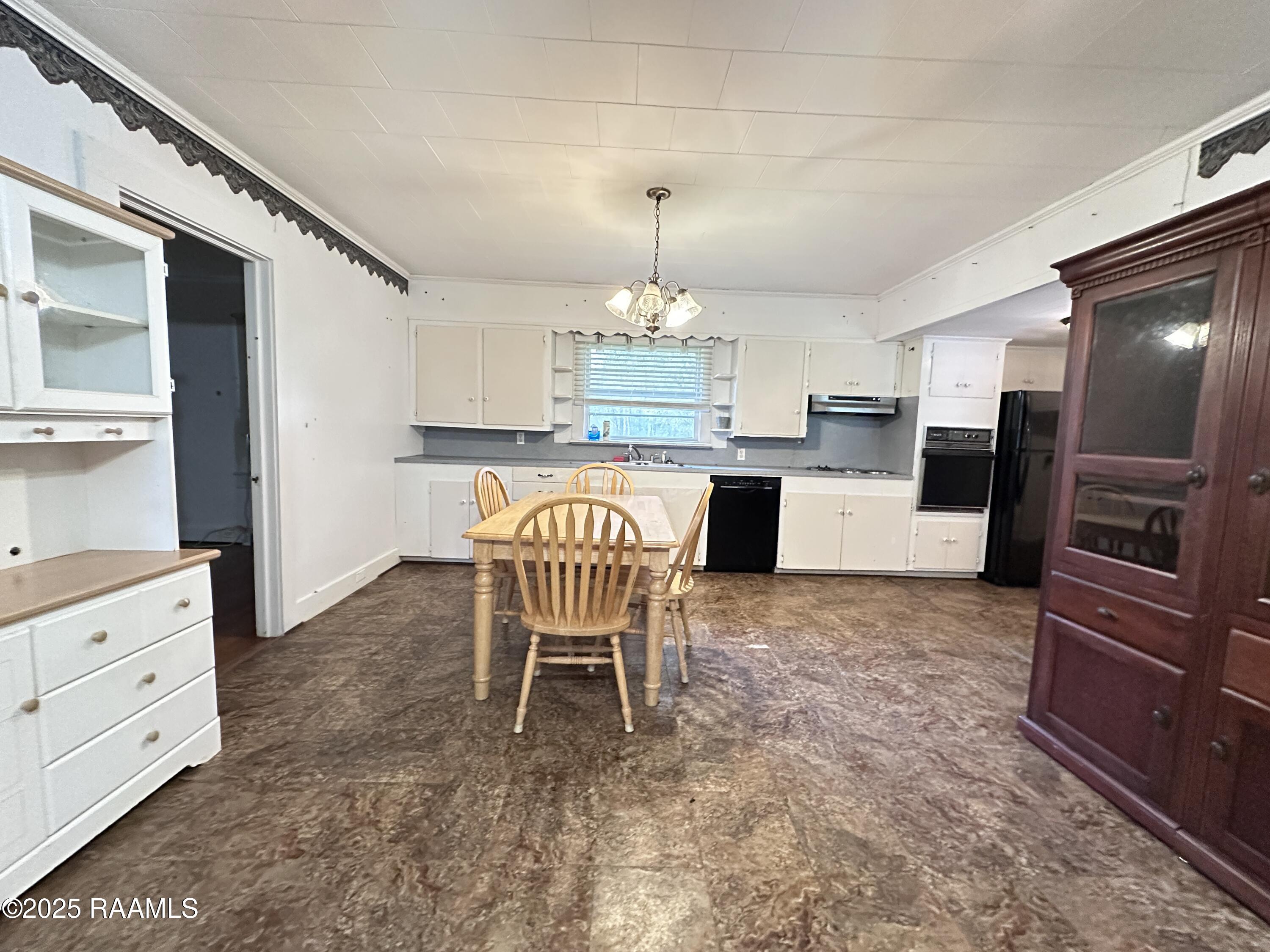 8606 Sand Pit Road Abbeville, LA 70510 - Photo 3 of 16 Kitchen