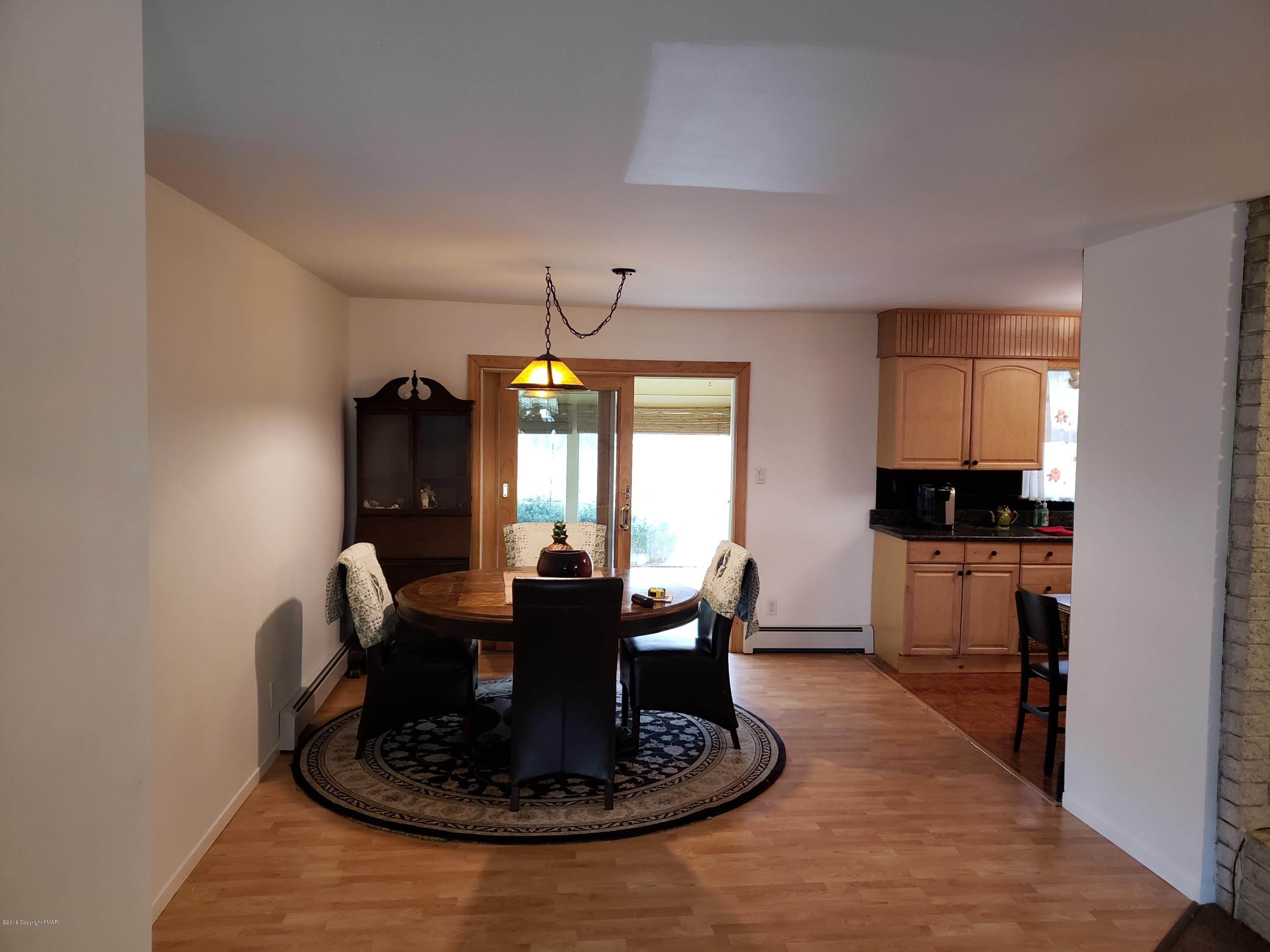 176 Learn Road Tannersville, PA 18372 - Photo 8 of 14 Dining Room