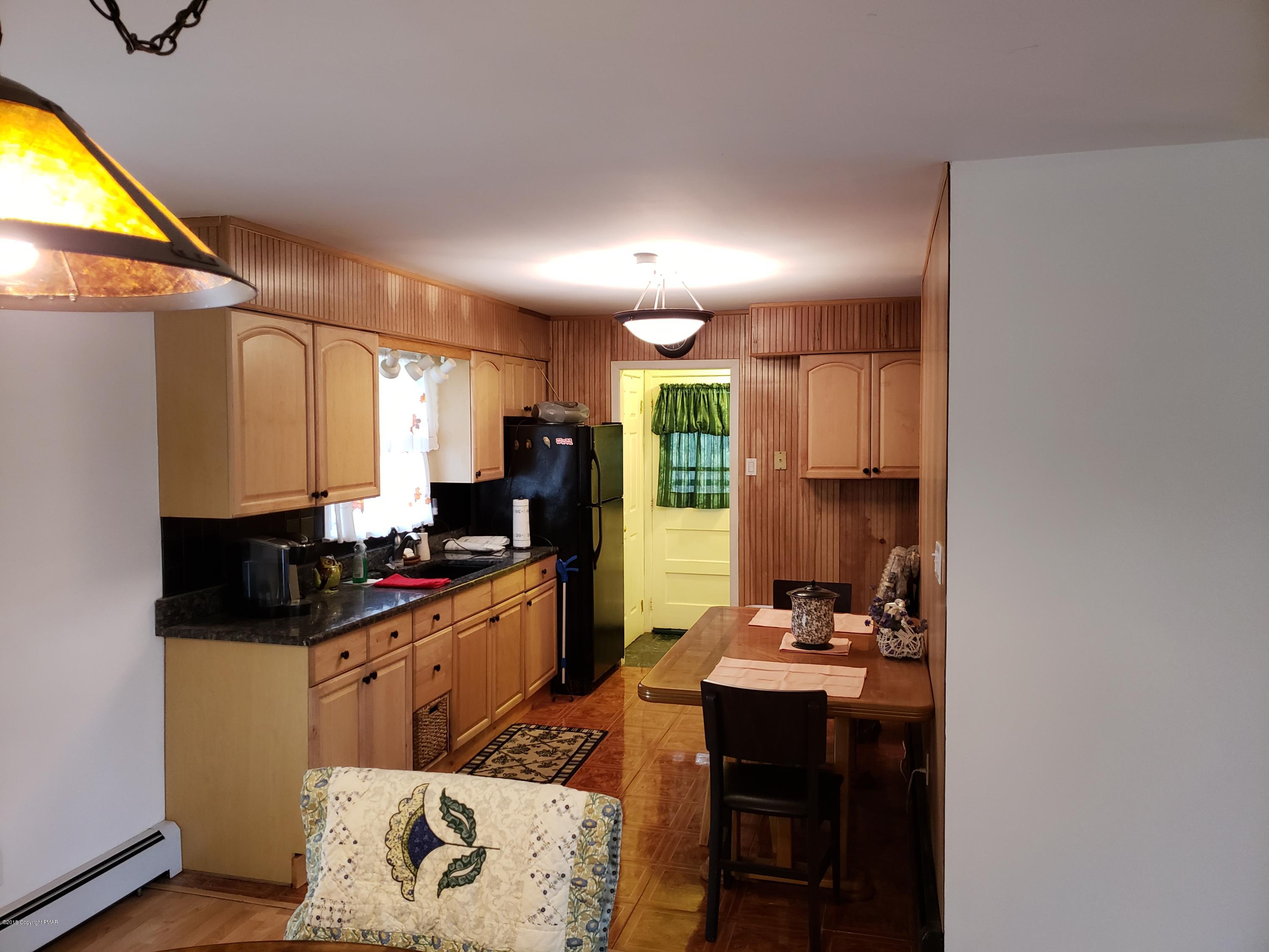 176 Learn Road Tannersville, PA 18372 - Photo 9 of 14 Kitchen