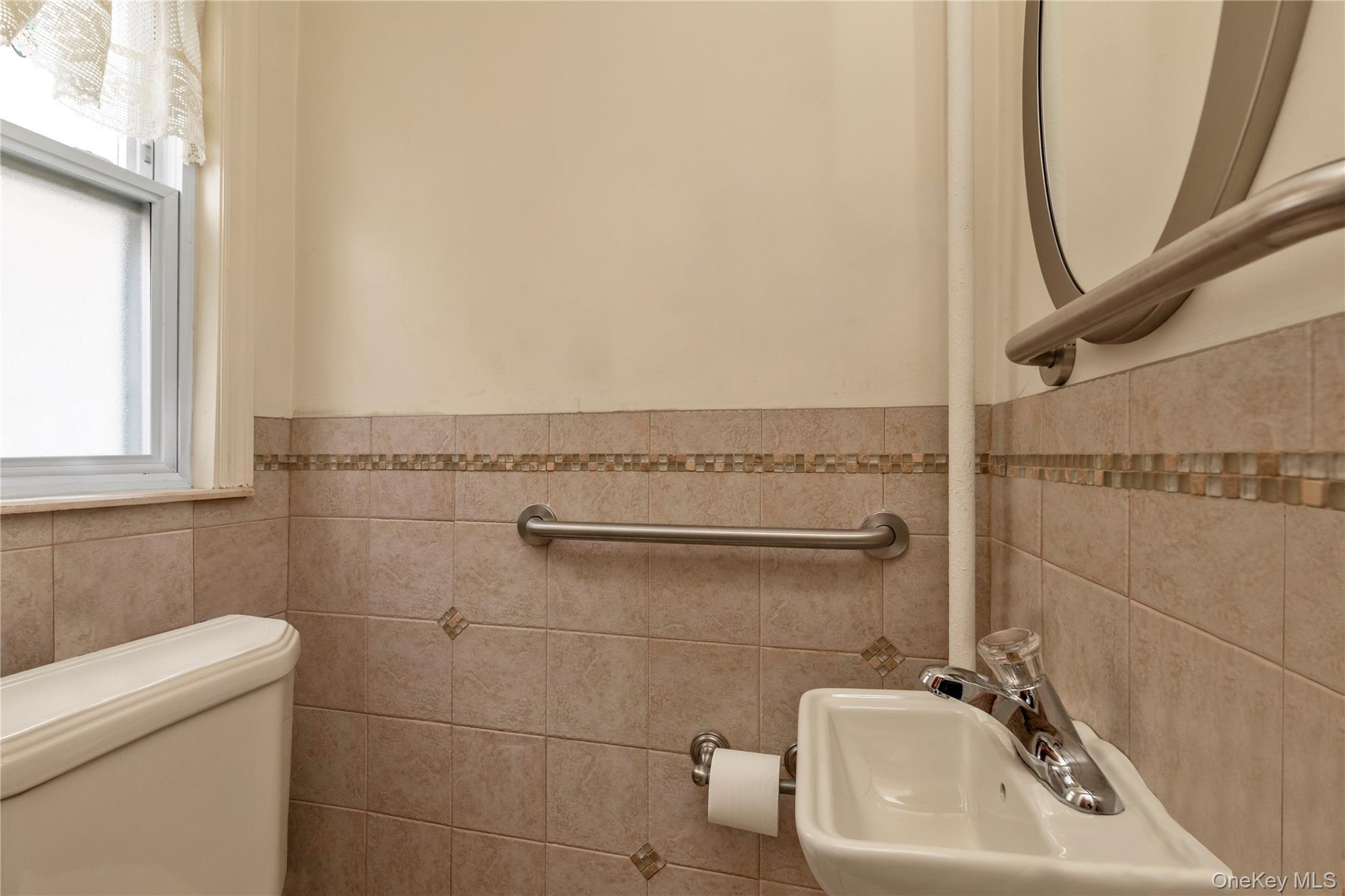 3250 Country Club Road Bronx, NY 10465 - Photo 6 of 13