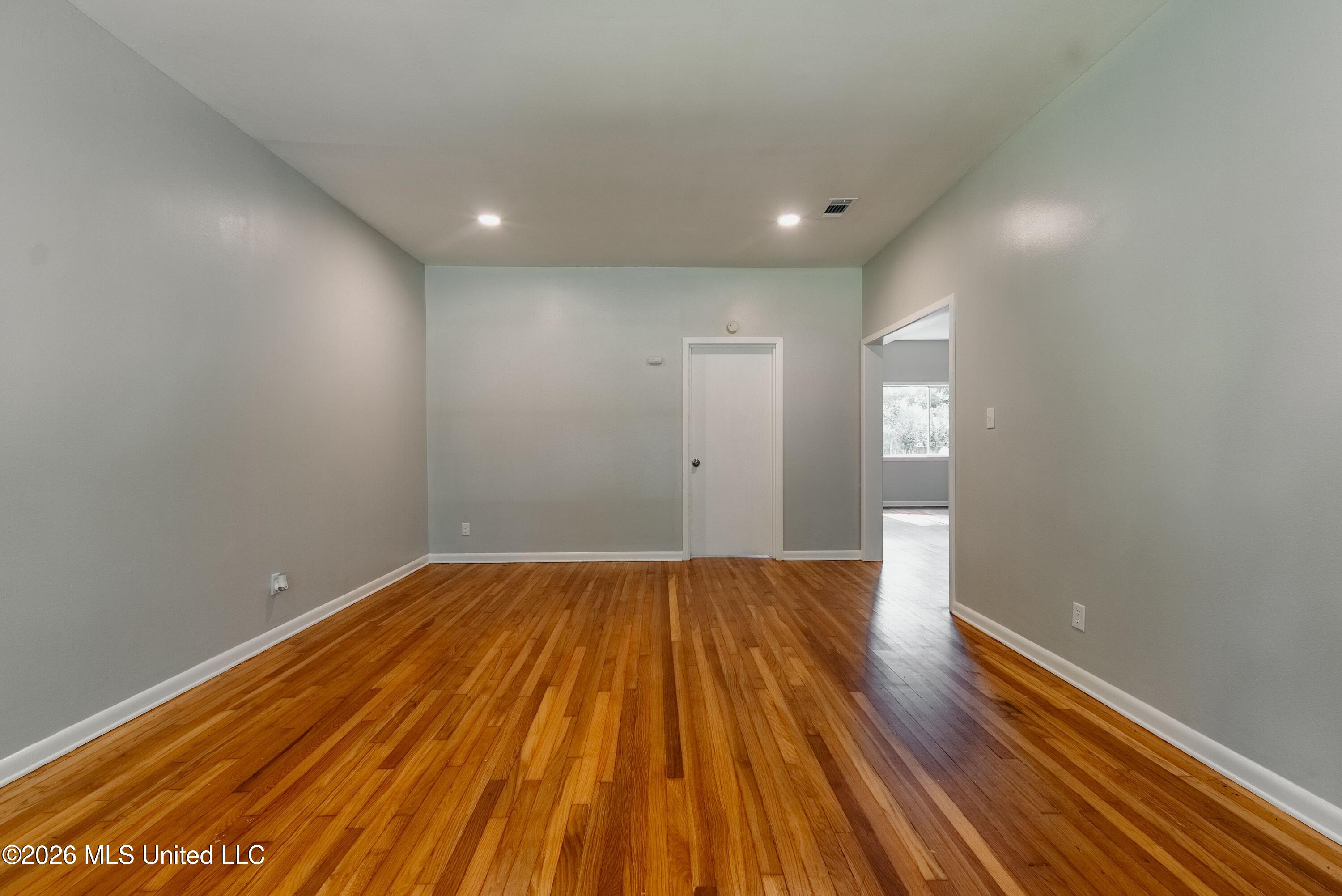 304 Spring Street Taylorsville, MS 39168 - Photo 25 of 39 DSC03723-HDR