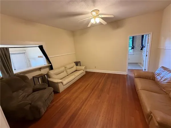 $2,500 | 5819 Clara Street, New Orleans, LA 70115