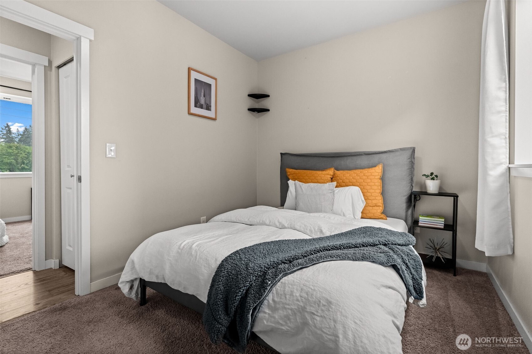 2405 Zeeden Way Bremerton, WA 98310 - Photo 18 of 39 Gallery Image 18