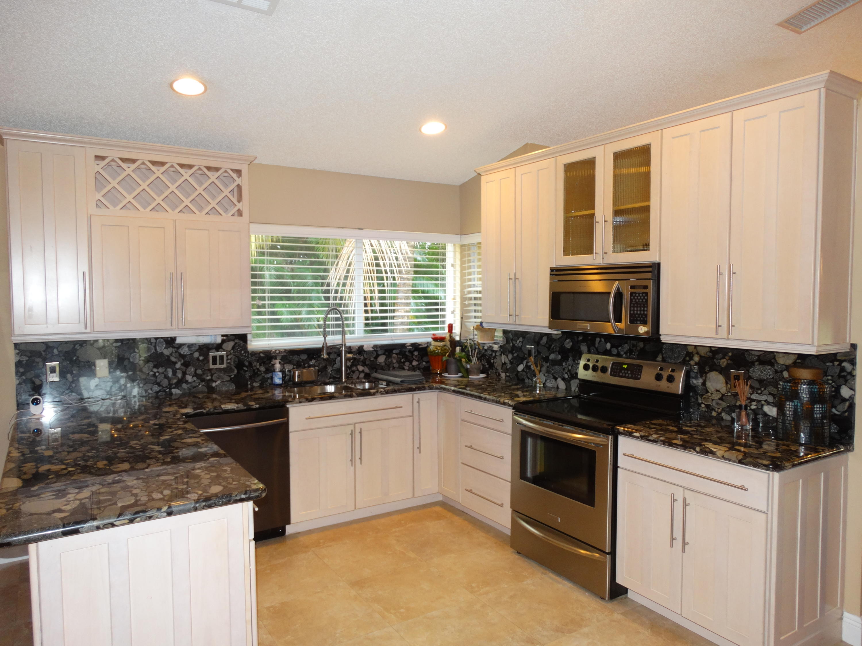 19520 Preserve Drive Boca Raton, FL 33498 - Photo 12 of 56 DSC03317