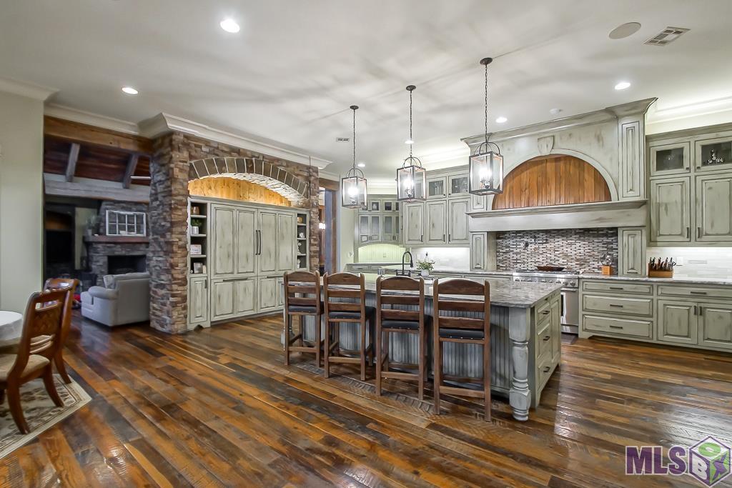 16033 Greenwell Springs Port Hudson Road Central, LA 70770 - Photo 11 of 39 Main Kitchen
