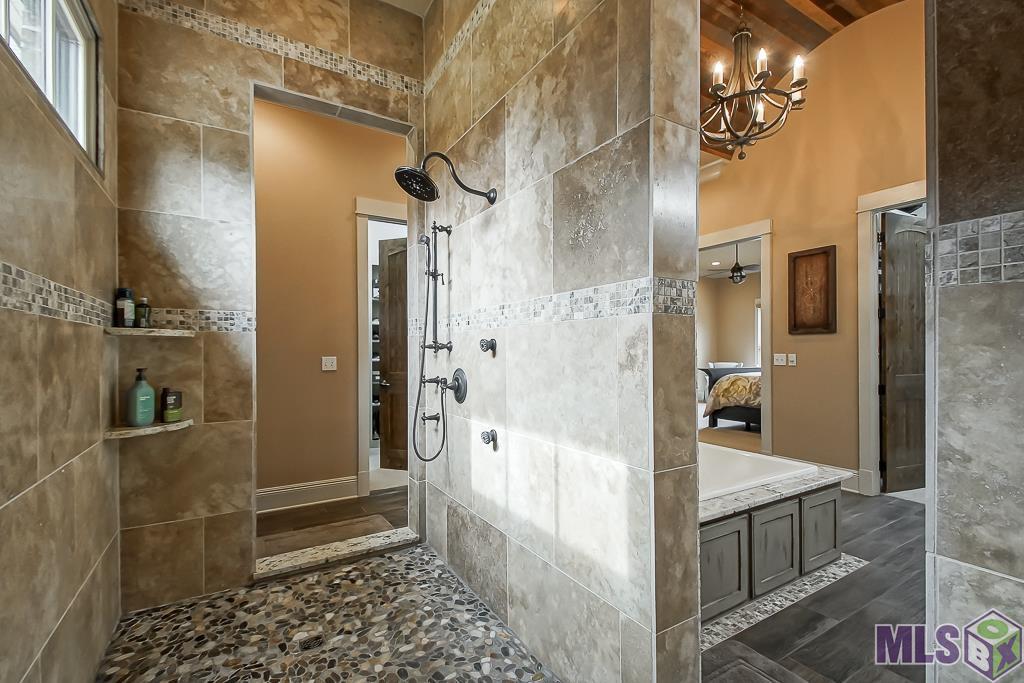16033 Greenwell Springs Port Hudson Road Central, LA 70770 - Photo 18 of 39 Master Bath