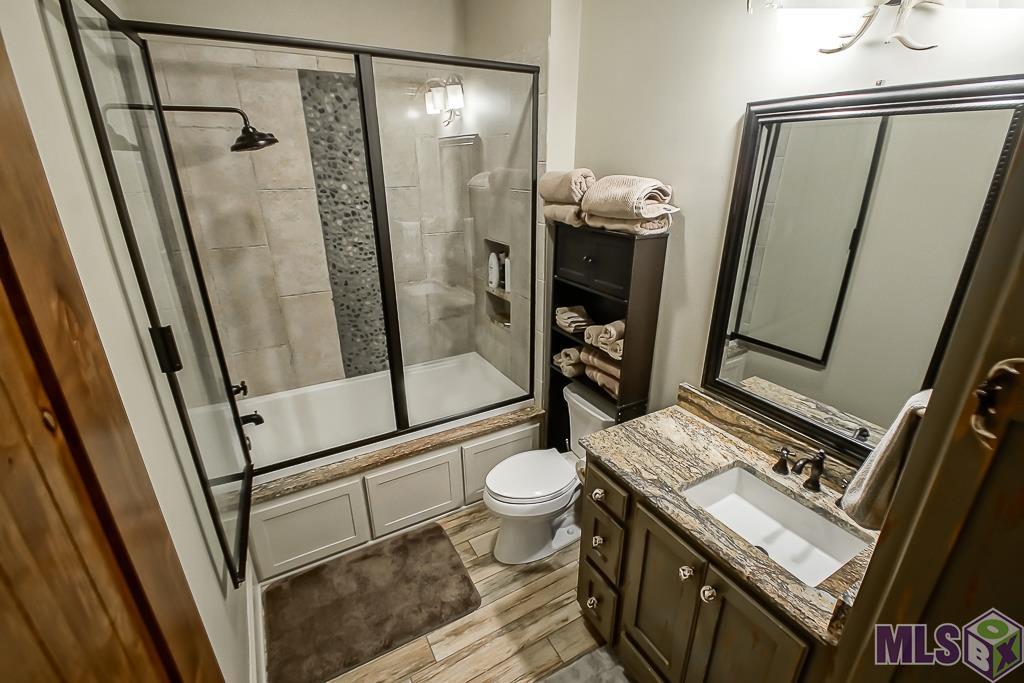 16033 Greenwell Springs Port Hudson Road Central, LA 70770 - Photo 29 of 39 Bath