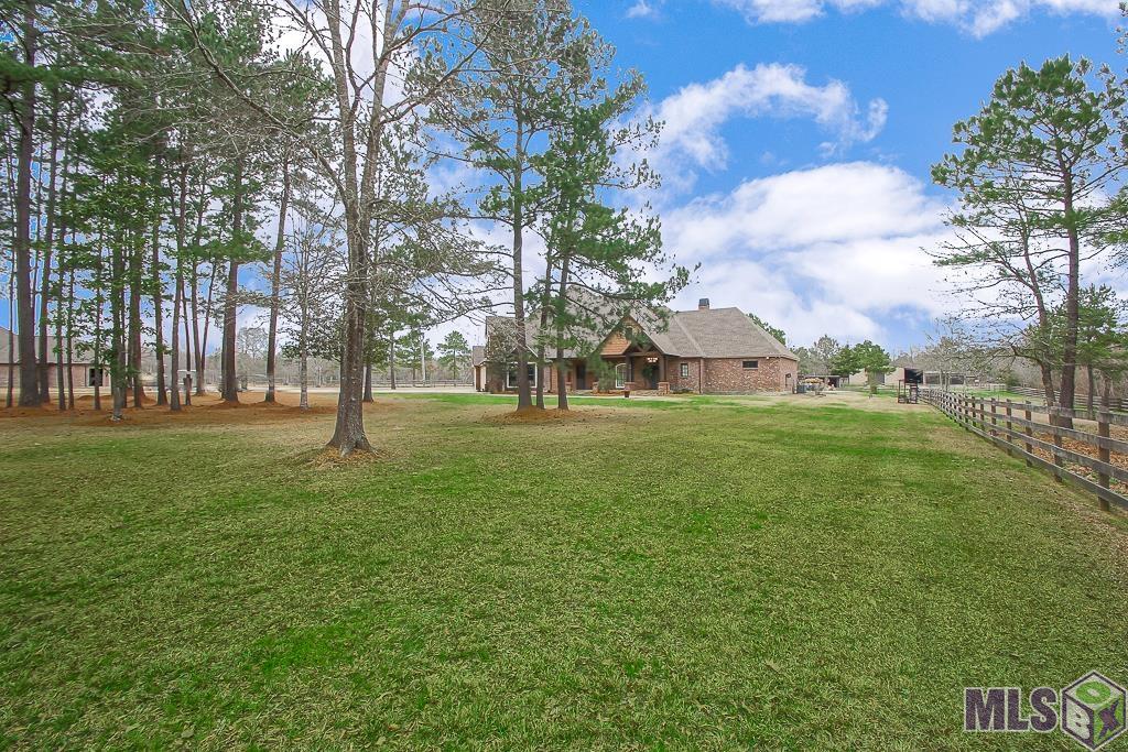 16033 Greenwell Springs Port Hudson Road Central, LA 70770 - Photo 3 of 39 Main House
