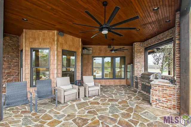 $1,745,000 | 16033 Greenwell Springs Port Hudson Road, Central, LA 70770