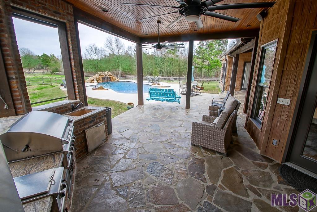 16033 Greenwell Springs Port Hudson Road Central, LA 70770 - Photo 36 of 39 Outdoor Kitchen