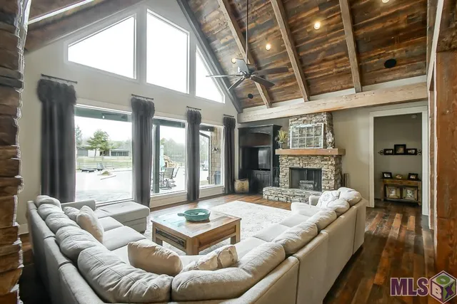 $1,745,000 | 16033 Greenwell Springs Port Hudson Road, Central, LA 70770