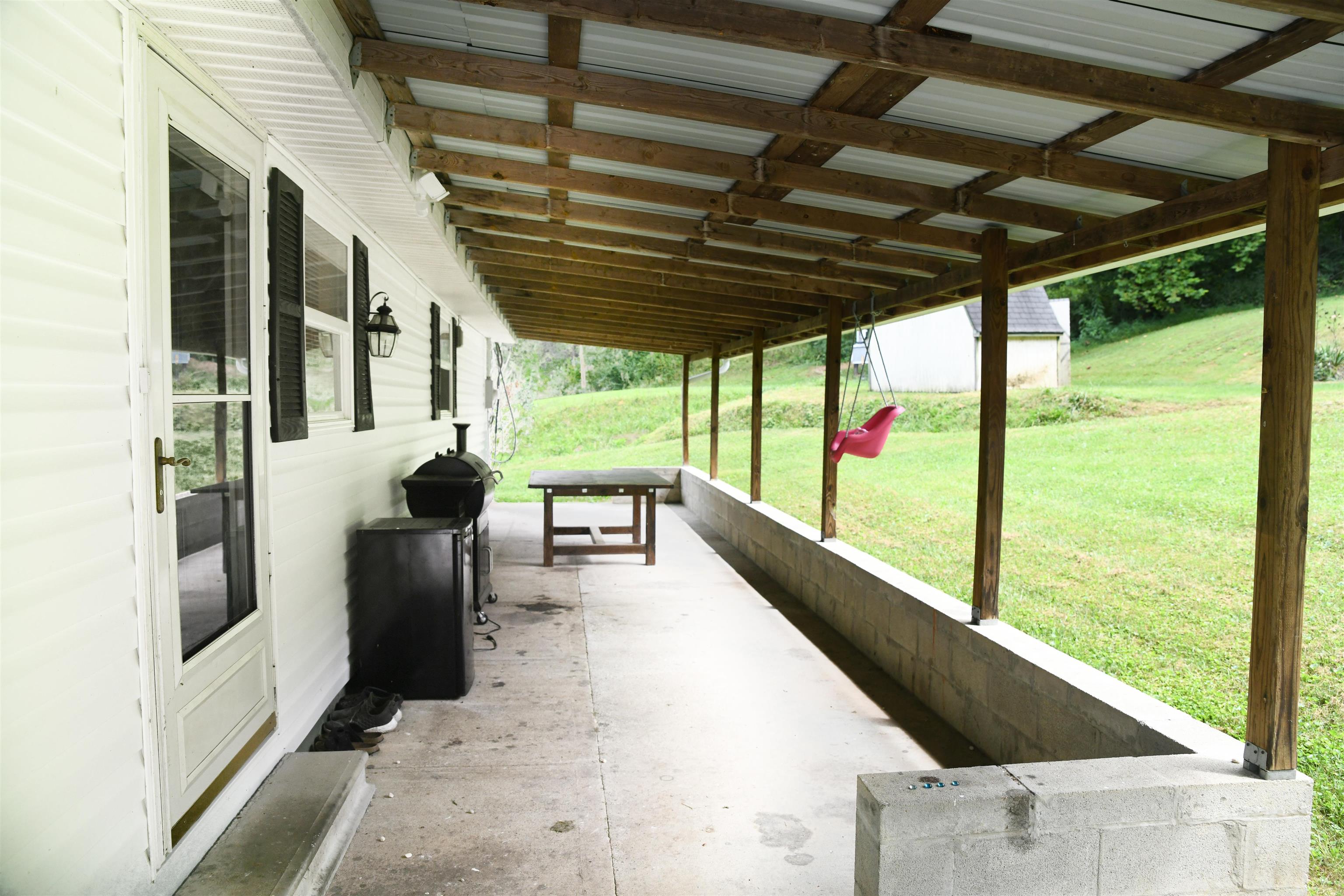 21832 Long Branch Road Rush, KY 41168 - Photo 19 of 24 Gallery Image 19