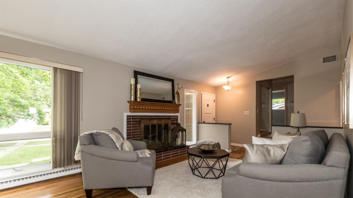 2318 Buckingham Road Ann Arbor, MI 48104 - Photo 4 of 10 Photo 4