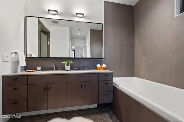 $3,495,000 | 38462 Hwy 6 Avon Co 81620, Avon, CO 81620