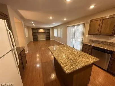 $2,450 | 5537 Spruce Hill Court, Las Vegas, NV 89148