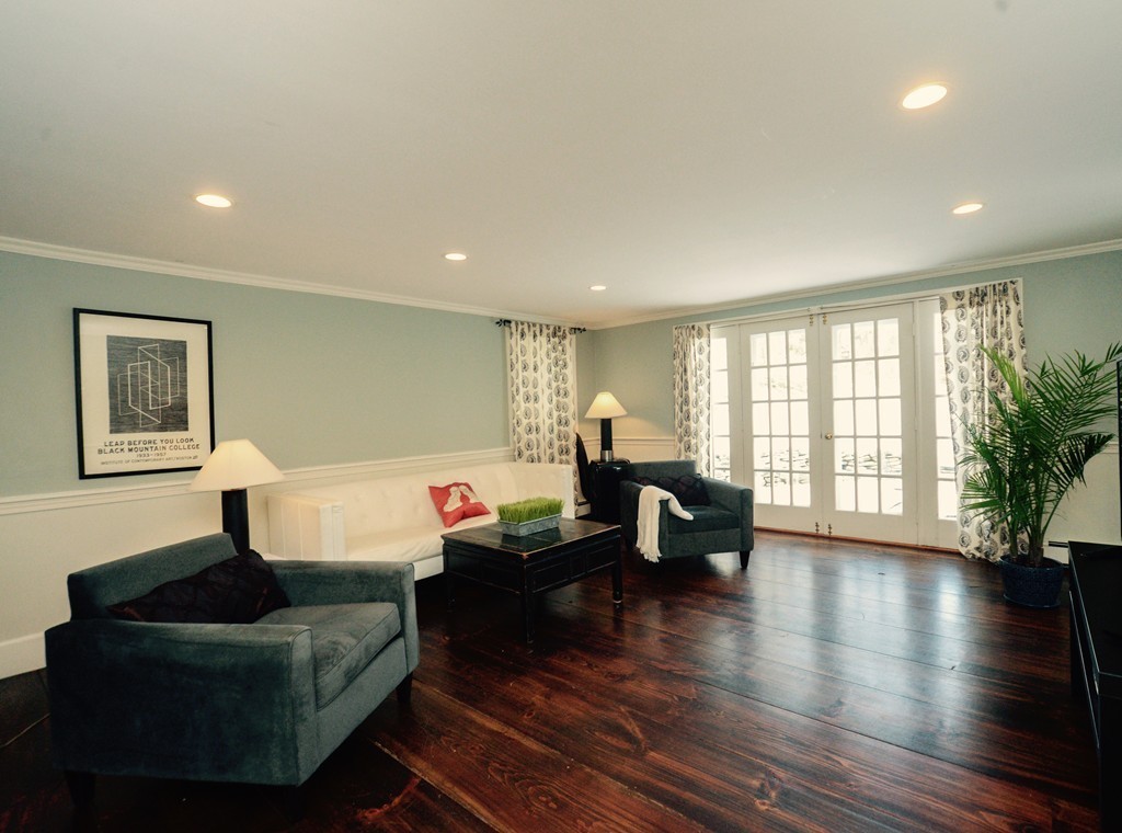 17 Bow Road Wayland, MA 01778 - Photo 4 of 25