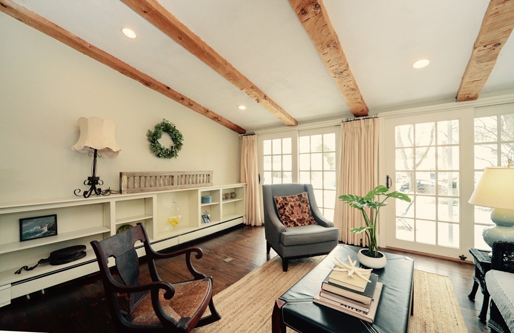 17 Bow Road Wayland, MA 01778 - Photo 6 of 25