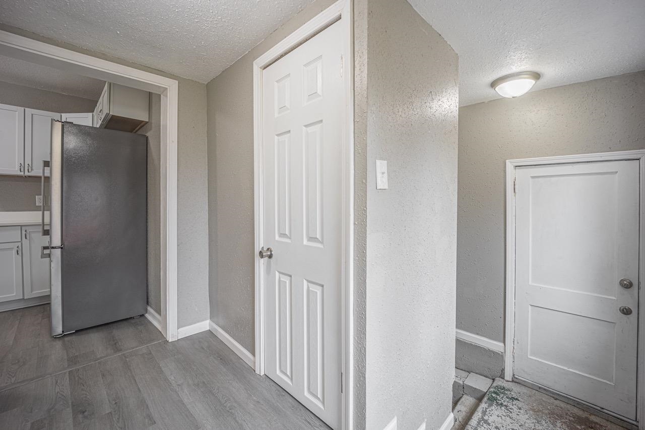 11783 Genessee Street Rockton, IL 61072 - Photo 25 of 31 a view of a hallway with closet area