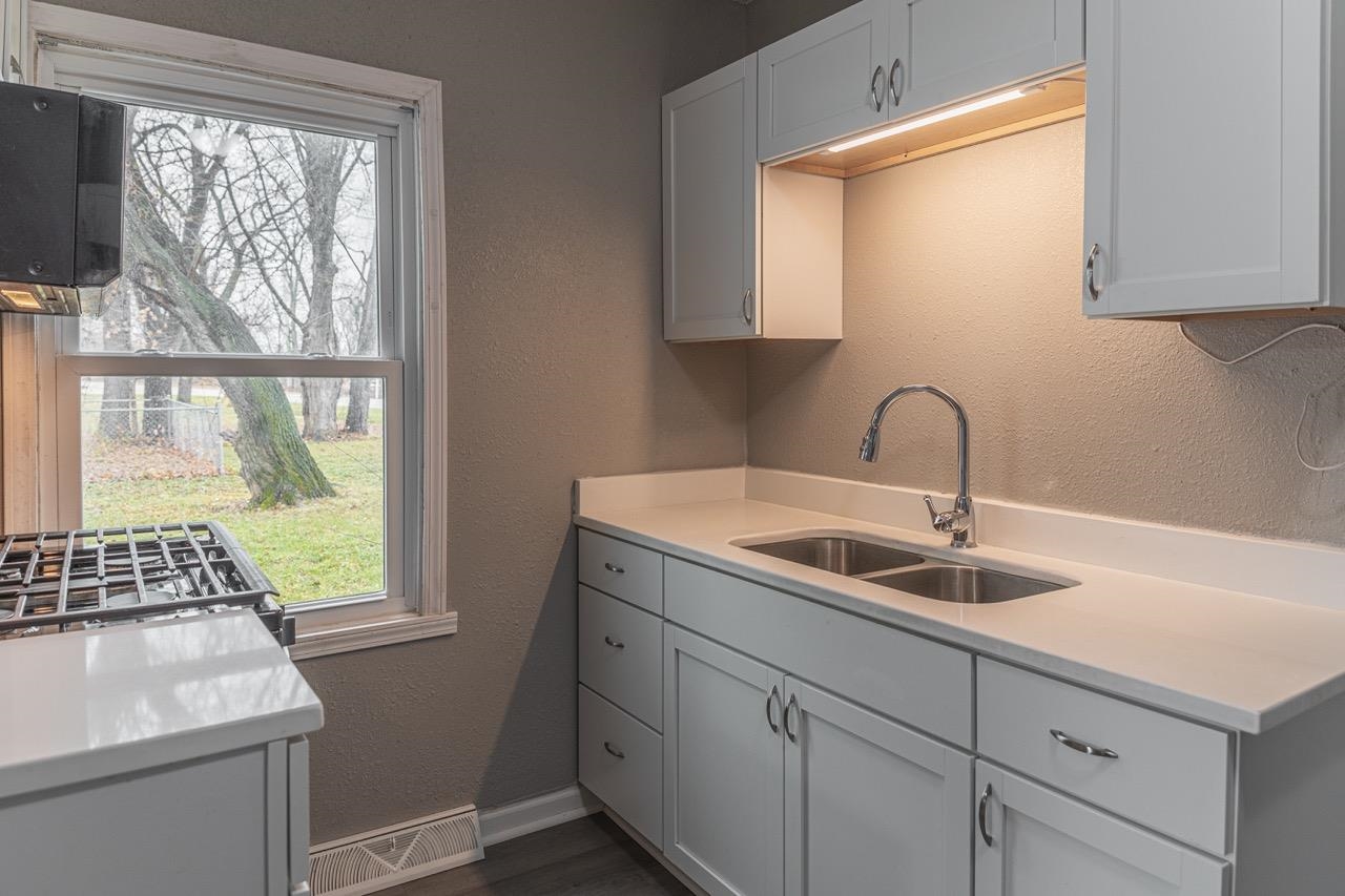 11783 Genessee Street Rockton, IL 61072 - Photo 29 of 31 a kitchen with a sink and a window