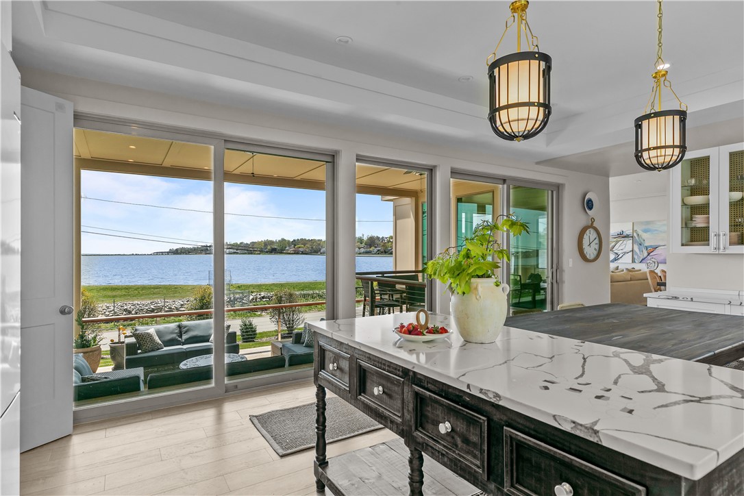 82 Ellery Road Newport, RI 02840 - Photo 13 of 31