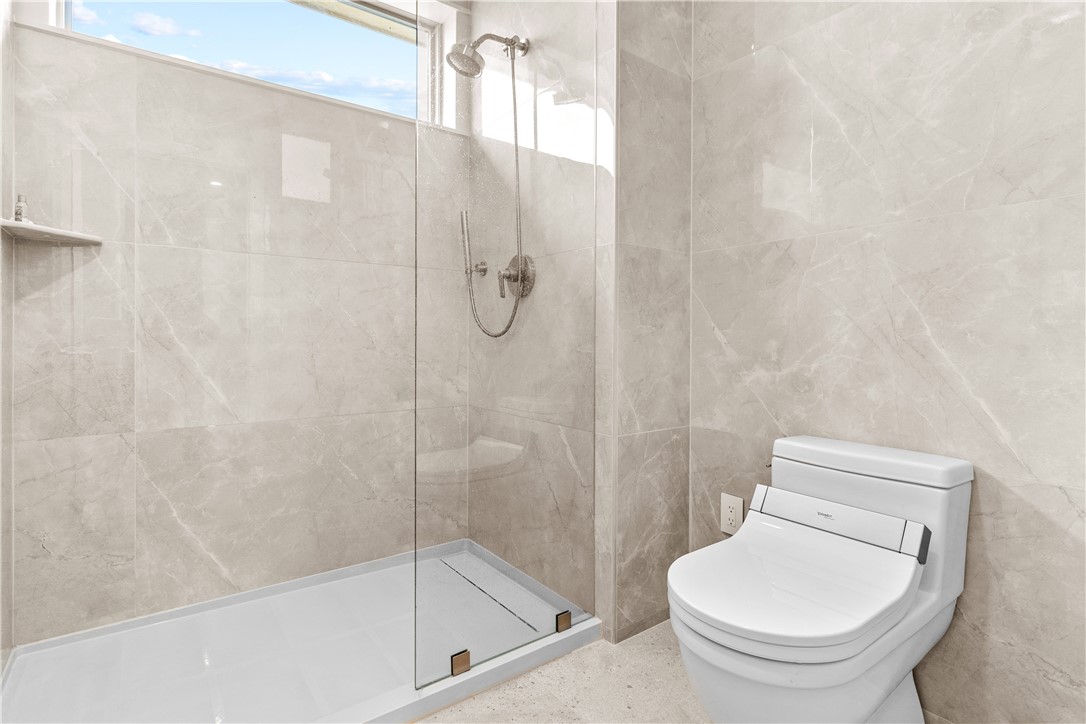 82 Ellery Road Newport, RI 02840 - Photo 26 of 31 Primary Bath