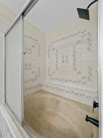 $379,000 | 7519 Teal Run Drive, Houston, TX 77071