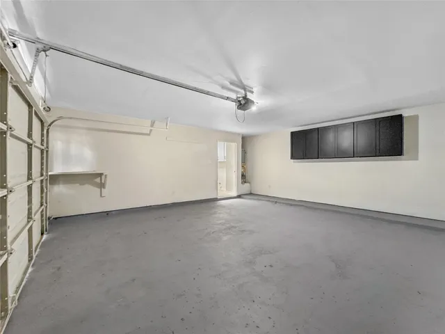 $379,000 | 7519 Teal Run Drive, Houston, TX 77071