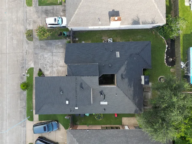 $379,000 | 7519 Teal Run Drive, Houston, TX 77071