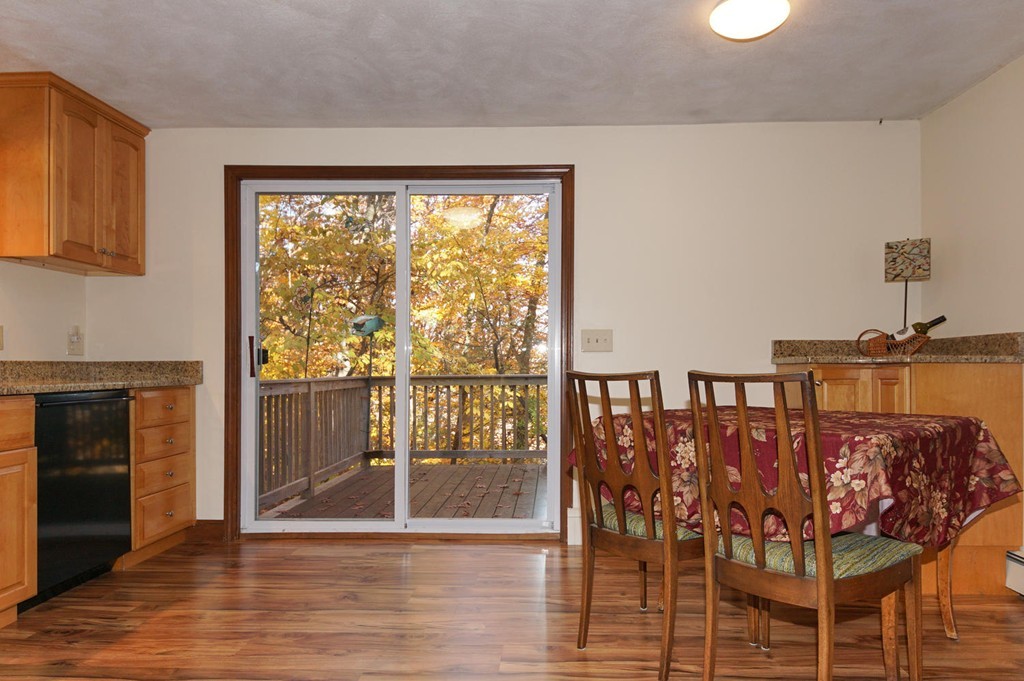 25 Meadowview Road Wayland, MA 01778 - Photo 5 of 29